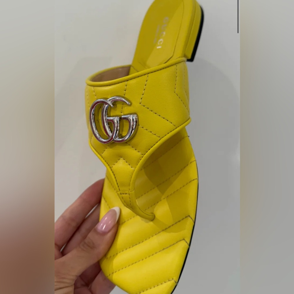 NIB Gucci Yellow Sandals with Iconic GG Logo